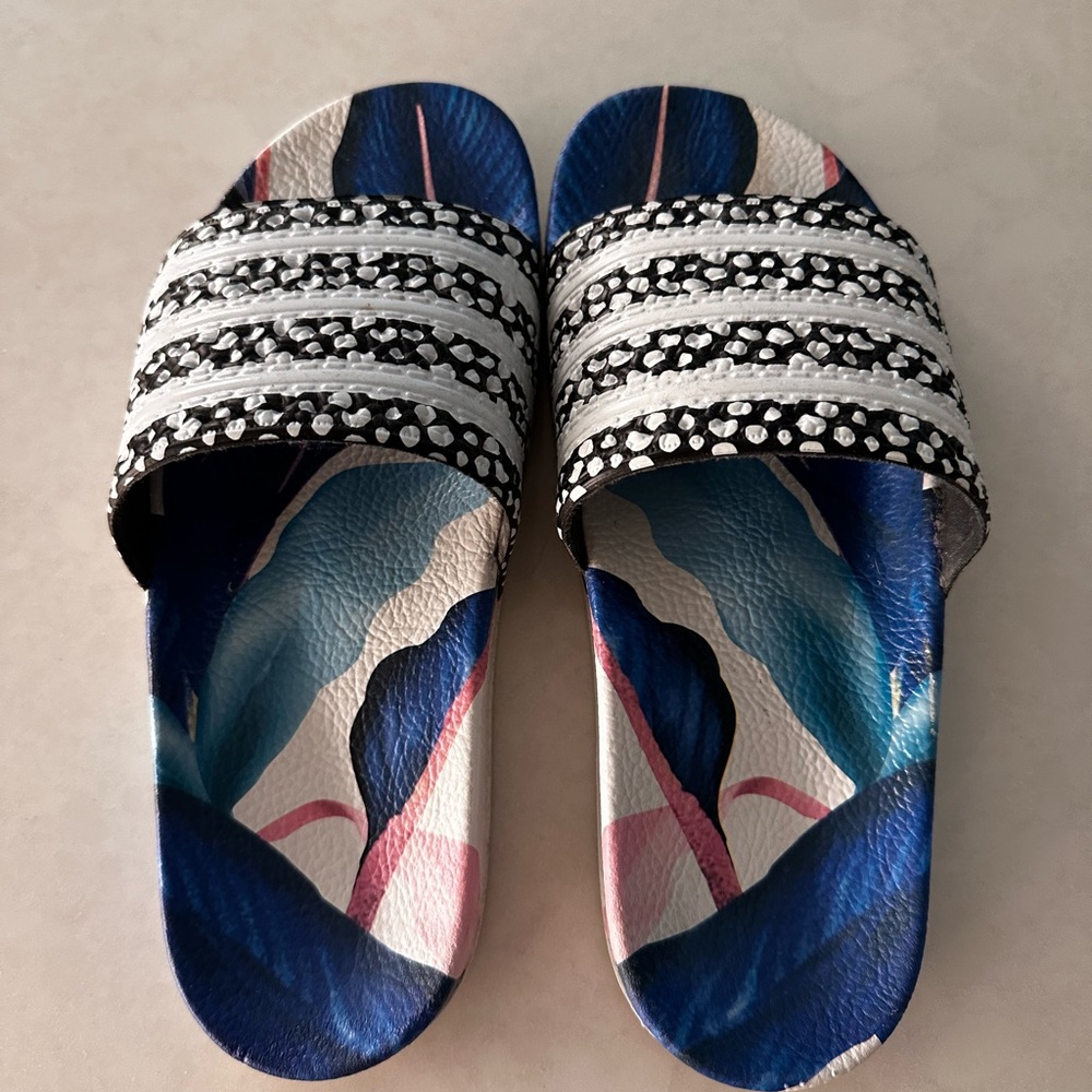 Adidas Adilette Slides in The Farm Tropical Leaf Print - Size 7